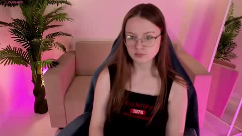 amycherryberry online show from October 3, 1:24 am