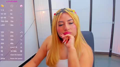 Amy Cook online show from January 11, 3:55 am