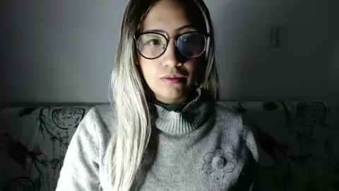 Snapshot of amycosplay99 chatting on December 31, 4:27 am amycosplay99 online show from December 31, 4:27 am