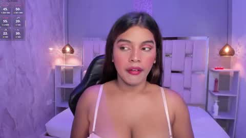 amyevan_ online show from September 21, 9:38 pm