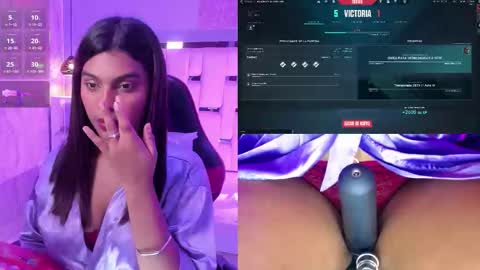 amyevan_ online show from October 29, 11:39 pm