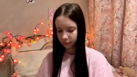 Milou online show from November 9, 1:53 pm