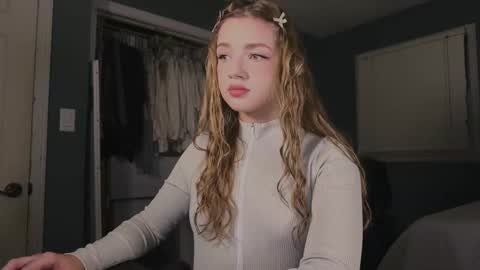 Amy online show from September 23, 5:10 am