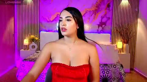 Snapshot of amyjohnsonn chatting on July 17, 5:58 am amyjohnsonn online show from July 17, 5:58 am