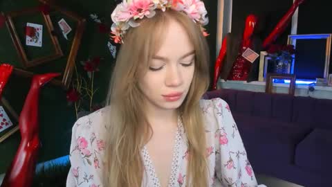 Snapshot of amynox chatting on March 23, 5:00 am Amy online show from March 23, 5:00 am