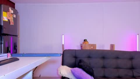 Amy online show from June 18, 4:55 pm