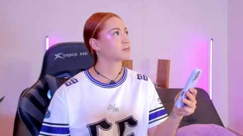Amy online show from June 25, 5:06 pm