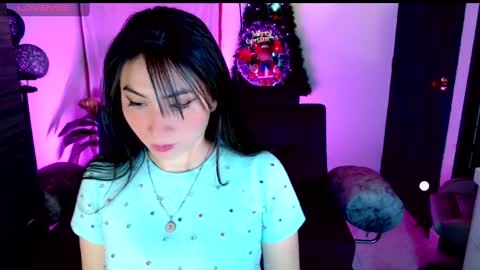 Snapshot of amystefa chatting on December 28, 1:08 am Im Amy IM NOT LOOKING FOR A PARTNER OR DATING online show from December 28, 1:08 am