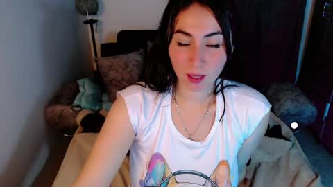 Snapshot of amystefa chatting on March 1, 5:20 am Im Amy IM NOT LOOKING FOR A PARTNER OR DATING online show from March 1, 5:20 am