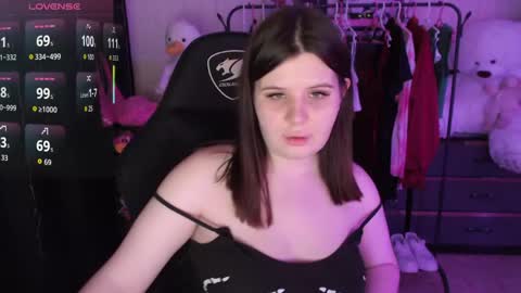 amyvibes online show from March 28, 9:25 pm