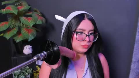 amywhitte_ online show from July 1, 3:41 am
