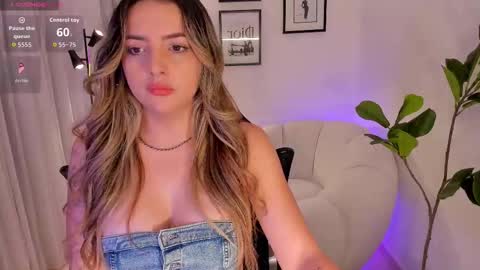    online show from November 27, 2:30 pm