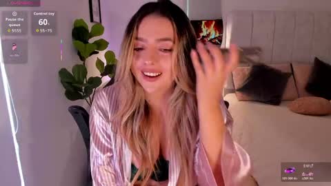    online show from May 30, 2:03 pm