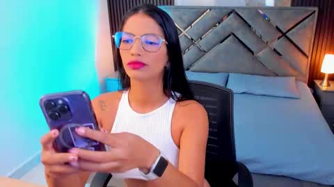 amyy blake  online show from February 10, 11:47 am