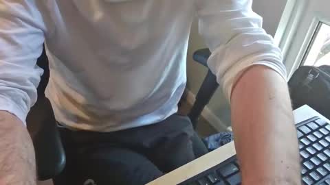 A online show from March 6, 9:06 am