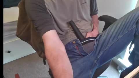 Snapshot of an4y8ot chatting on June 2, 5:15 pm A online show from June 2, 5:15 pm