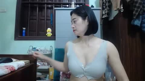 an_naughty online show from February 18, 9:05 am