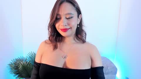 Snapshot of ana__victoria chatting on June 19, 9:18 pm Ana online show from June 19, 9:18 pm