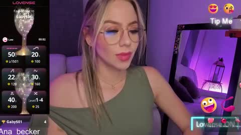 Snapshot of ana_becker1 chatting on March 16, 5:24 am Ana online show from March 16, 5:24 am