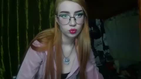 Snapshot of ana_dewitt chatting on January 2, 7:29 pm ana dewitt online show from January 2, 7:29 pm