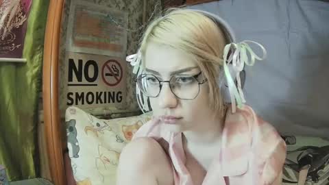 Snapshot of ana_dewitt chatting on March 8, 12:22 am ana dewitt online show from March 8, 12:22 am