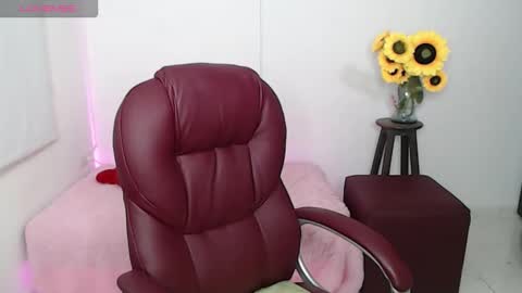  Ana  online show from February 23, 7:55 pm