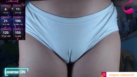 Ana lopez - Cameltoe girl  online show from September 17, 10:11 pm
