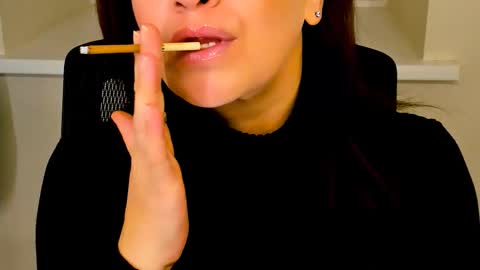 Ana online show from October 6, 3:31 pm