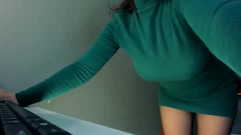 Snapshot of ana_mills chatting on March 10, 10:20 am Ana online show from March 10, 10:20 am