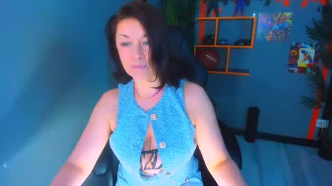 Snapshot of ana_mills chatting on March 23, 1:48 pm Ana online show from March 23, 1:48 pm