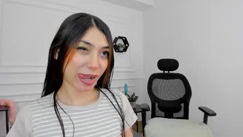 Ana online show from November 4, 11:26 pm