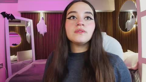 Ana online show from October 3, 8:06 pm