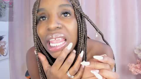 Snapshot of anaa_castillo_ chatting on April 23, 11:20 am Ana Castillo online show from April 23, 11:20 am
