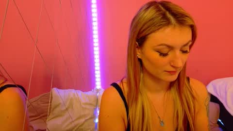 anaayss online show from December 16, 5:45 am