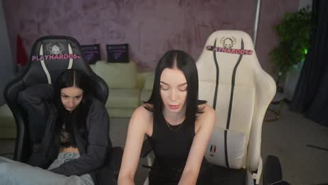 Snapshot of anabel054 chatting on March 31, 9:32 am Anabel Kira Zlata Kira Elice Lana Dominika Sofy Kaila Bridget online show from March 31, 9:32 am