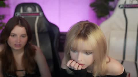 Snapshot of anabel054 chatting on June 1, 7:04 pm Anabel Kira Zlata Kira Elice Lana Dominika Sofy Kaila Bridget online show from June 1, 7:04 pm