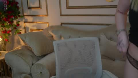 Snapshot of anabel2054 chatting on April 1, 1:41 pm Sweet girls online show from April 1, 1:41 pm