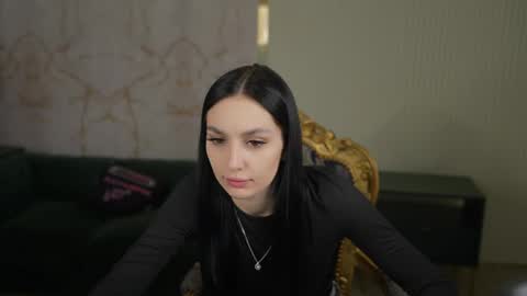 Snapshot of anabel2054 chatting on April 15, 10:22 am Sweet girls online show from April 15, 10:22 am