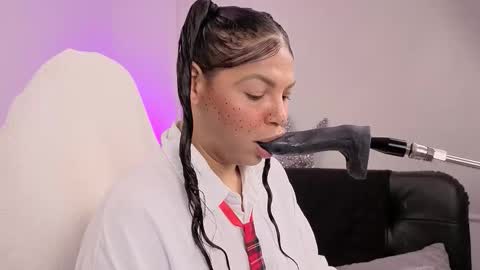 anabel alice gandara  online show from November 20, 7:30 am