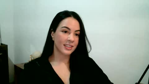 anabelenogueira1 online show from May 20, 1:17 pm