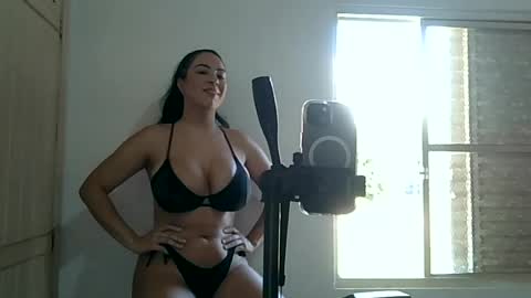 anabelenogueira1 online show from July 20, 1:24 pm