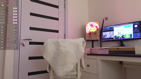 Snapshot of anabelle_wet chatting on March 11, 3:02 pm Annie online show from March 11, 3:02 pm