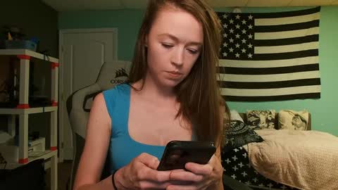 Snapshot of anabelleleigh chatting on October 14, 2:23 am Anabelleleigh online show from October 14, 2:23 am