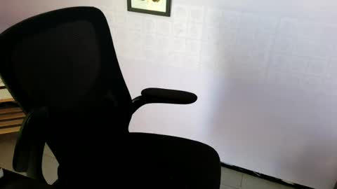 anabelucci_ online show from August 4, 6:43 pm