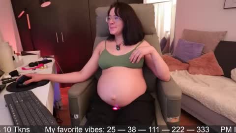 Snapshot of anah_ chatting on March 16, 1:22 am IG Soyanah online show from March 16, 1:22 am