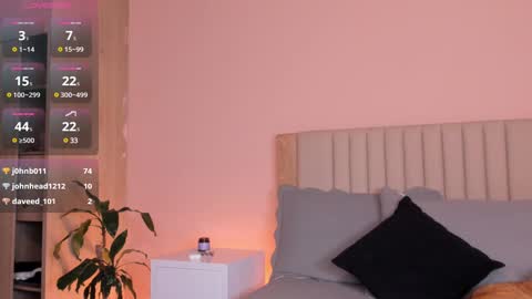 Snapshot of anahenao chatting on February 8, 2:26 am Ana Henao or Annie... Follow me ahenaocb Insta X online show from February 8, 2:26 am