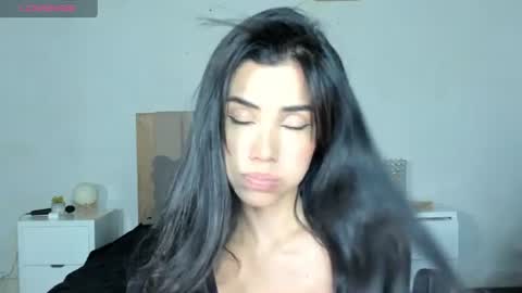 Ana Henao or Annie... Follow me ahenaocb Insta  X online show from July 24, 10:52 pm
