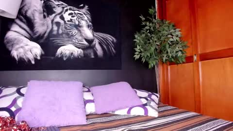 Anahi online show from September 20, 1:50 am