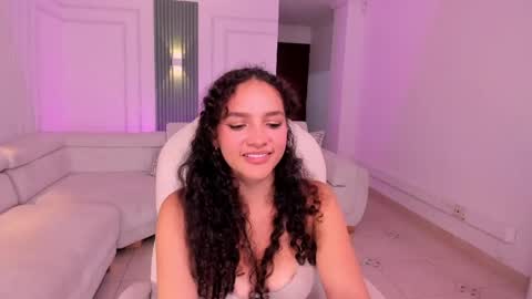 Anahi Curlie online show from May 31, 6:09 pm