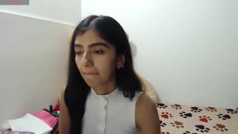 Anahi Browns online show from March 14, 12:50 am